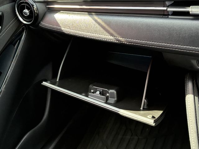 MAZDA DEMIO 2017 Image 31