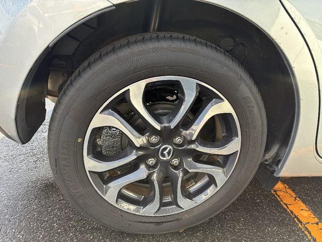 MAZDA DEMIO 2017 Image 31