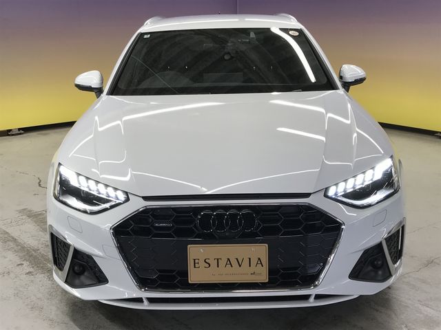 AUDI A4 AVANT 2022 Image 31