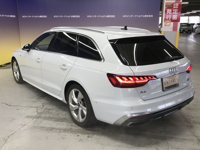 AUDI A4 AVANT 2022 Image 31