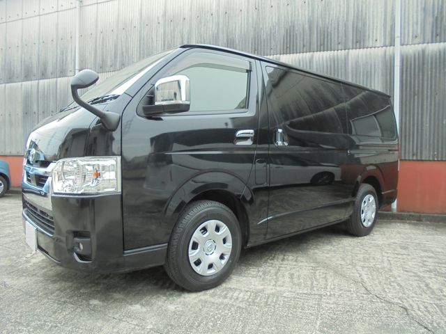 TOYOTA HIACE VAN 2WD 2022 Image 31