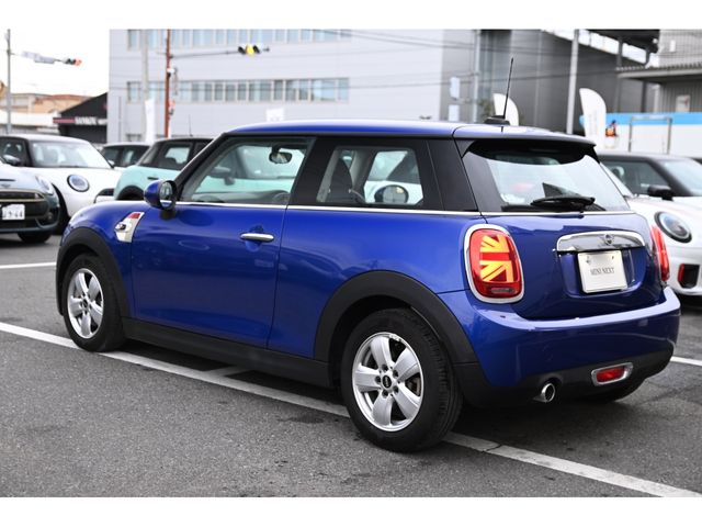 BMW MINI COOPER 2019 Image 31