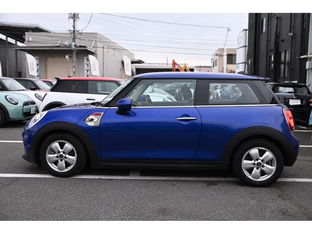 BMW MINI COOPER 2019 Image 31