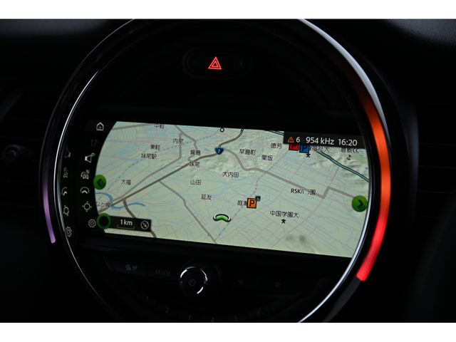 BMW MINI COOPER 2019 Image 31