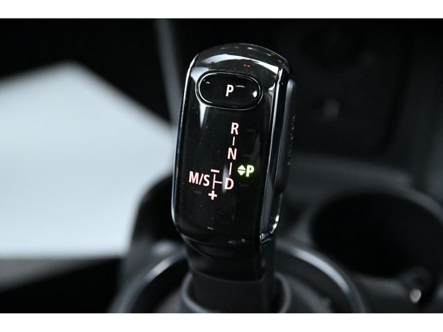 BMW MINI COOPER 2019 Image 31