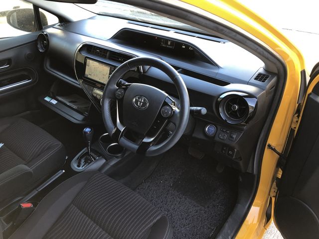 TOYOTA AQUA 2017 Image 31