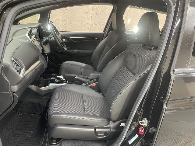 HONDA FIT HYBRID 2018 Image 31