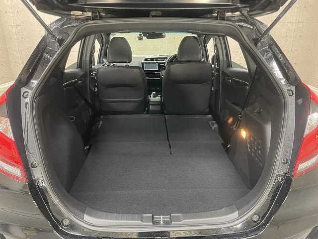 HONDA FIT HYBRID 2018 Image 31