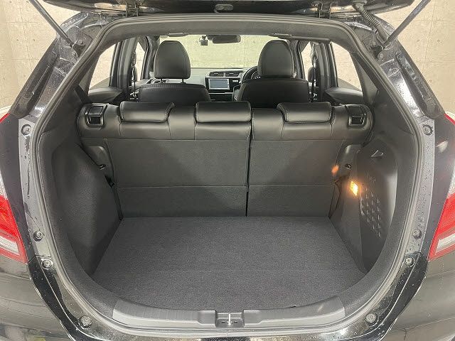 HONDA FIT HYBRID 2018 Image 31