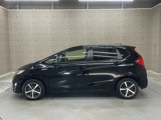 HONDA FIT HYBRID 2018 Image 31