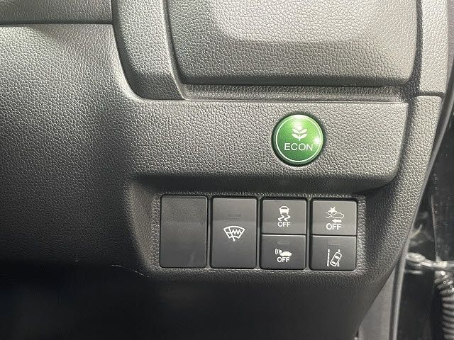 HONDA FIT HYBRID 2018 Image 31