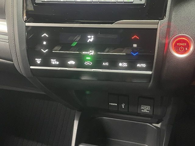 HONDA FIT HYBRID 2018 Image 31