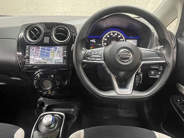 NISSAN NOTE 2016 Image 31