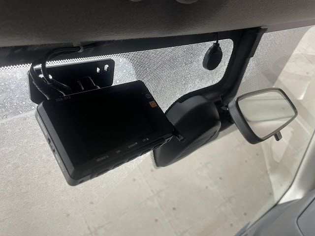 NISSAN NOTE 2016 Image 31