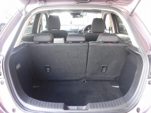 MAZDA DEMIO 2014 Image 31