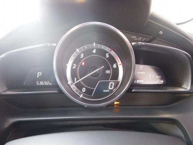 MAZDA DEMIO 2014 Image 31