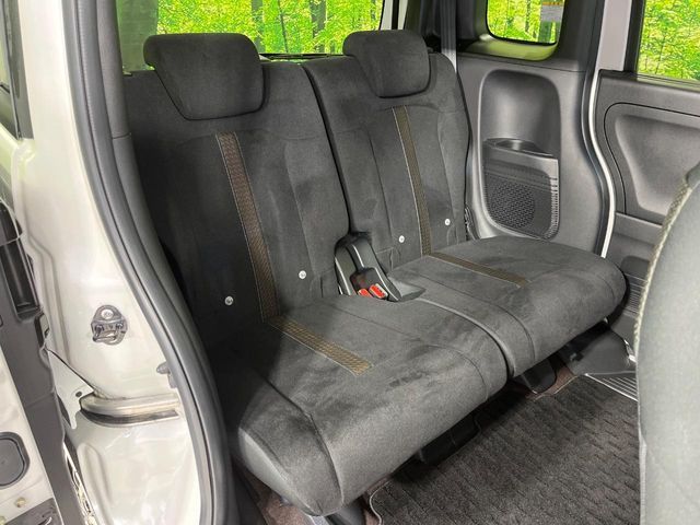 HONDA N BOX CUSTOM 2018 Image 31