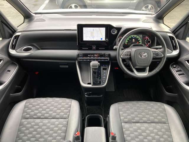 TOYOTA VOXY 4WD 2023 Image 31