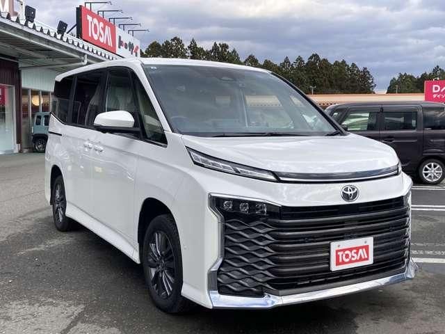 TOYOTA VOXY 4WD 2023 Image 31