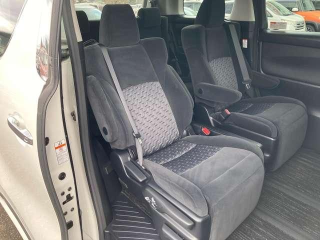 TOYOTA ALPHARD 4WD 2015 Image 31