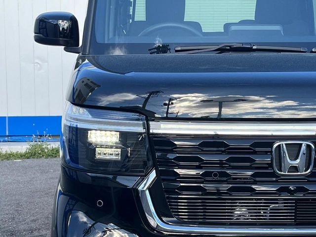 HONDA N BOX CUSTOM 2025 Image 31