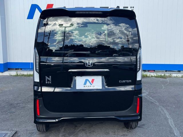 HONDA N BOX CUSTOM 2025 Image 31