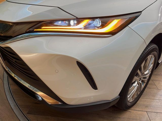 TOYOTA HARRIER 4WD 2024 Image 31