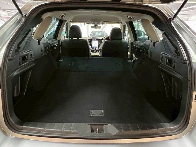 SUBARU LEGACY OUTBACK 2022 Image 31