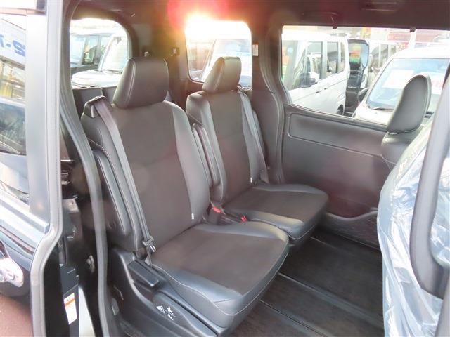 TOYOTA NOAH 2016 Image 31