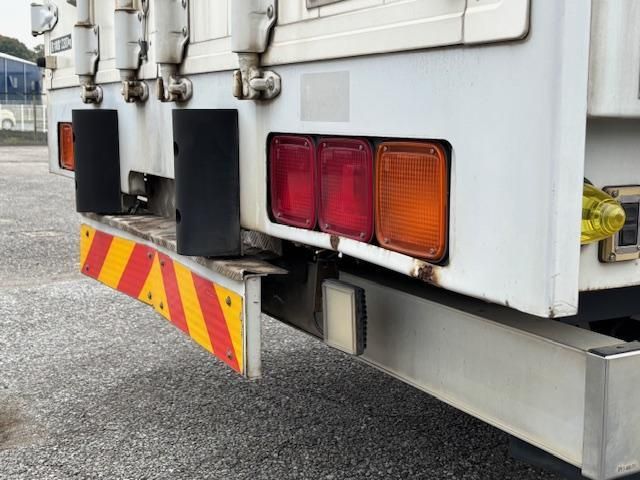 HINO PROFIA 2012 Image 31