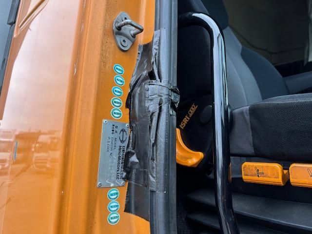 HINO PROFIA 2012 Image 31