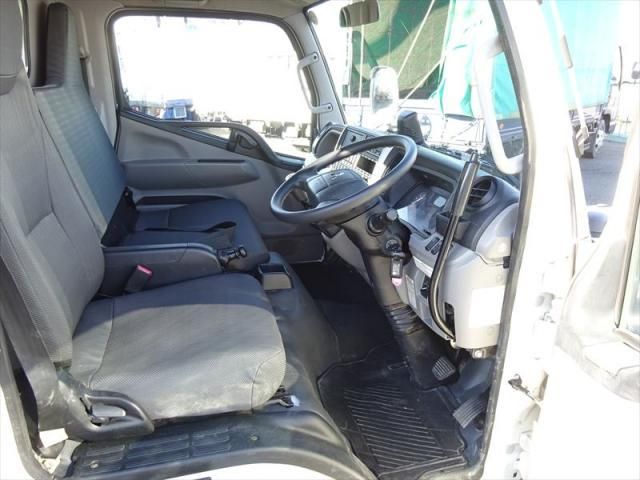 MITSUBISHI CANTER 2018 Image 31