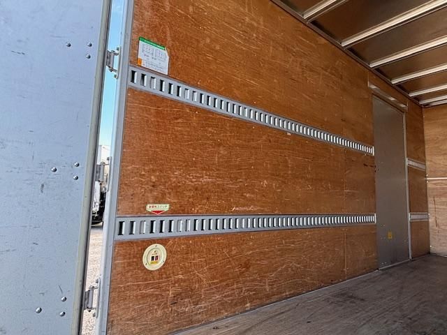 ISUZU ELF 2022 Image 31