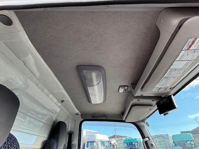 ISUZU ELF 2022 Image 31