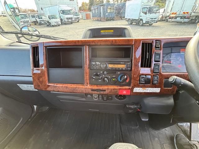 ISUZU ELF 2022 Image 31