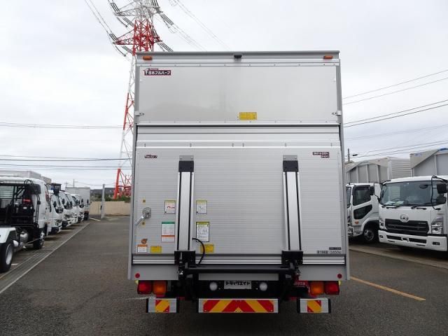 MITSUBISHI FUSOU FIGHTER 2024 Image 31