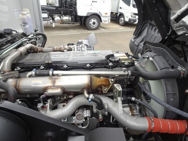 MITSUBISHI FUSOU FIGHTER 2024 Image 31