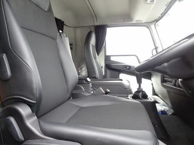 MITSUBISHI FUSOU FIGHTER 2024 Image 31