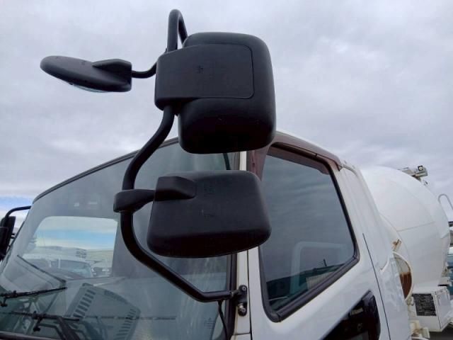 MITSUBISHI FUSOU FIGHTER 2017 Image 31