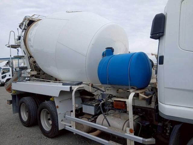 MITSUBISHI FUSOU FIGHTER 2017 Image 31