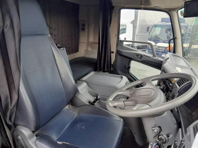 MITSUBISHI FUSOU FIGHTER 2017 Image 31