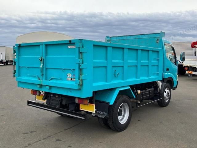 HINO DUTRO 2007 Image 31