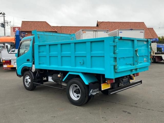 HINO DUTRO 2007 Image 31