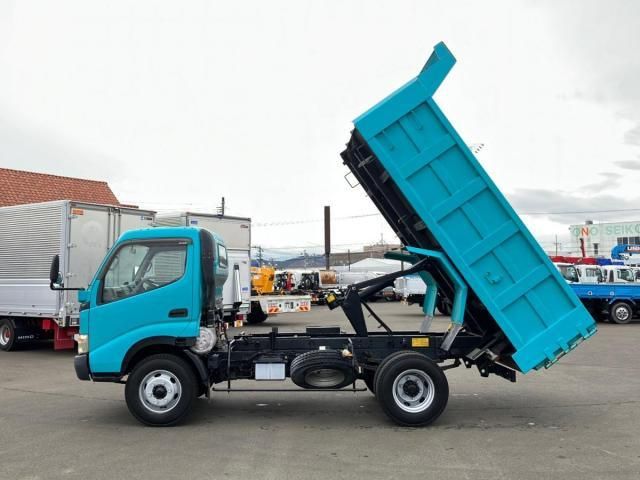 HINO DUTRO 2007 Image 31