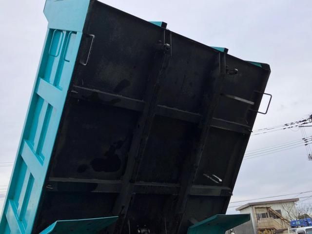 HINO DUTRO 2007 Image 31