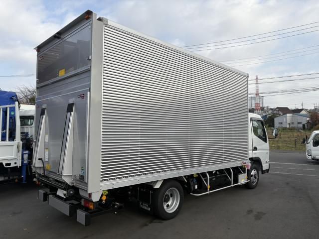MITSUBISHI CANTER 2025 Image 31