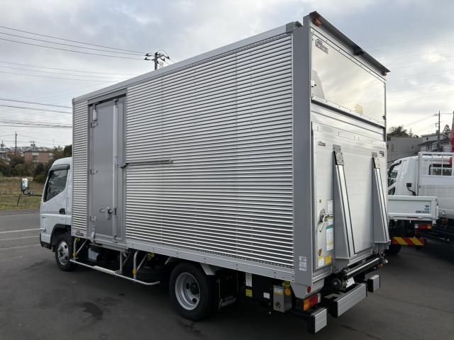 MITSUBISHI CANTER 2025 Image 31