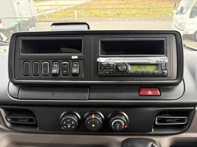 MITSUBISHI CANTER 2025 Image 31