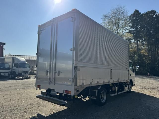 MITSUBISHI CANTER 2025 Image 31