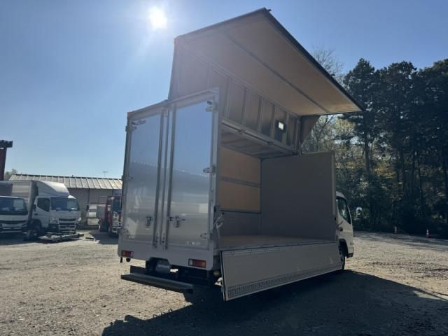 MITSUBISHI CANTER 2025 Image 31